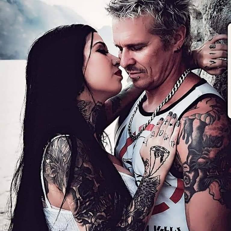 KINGA STUDIOS 5 STAR REVIEW Khristina LeMarchant-Clark